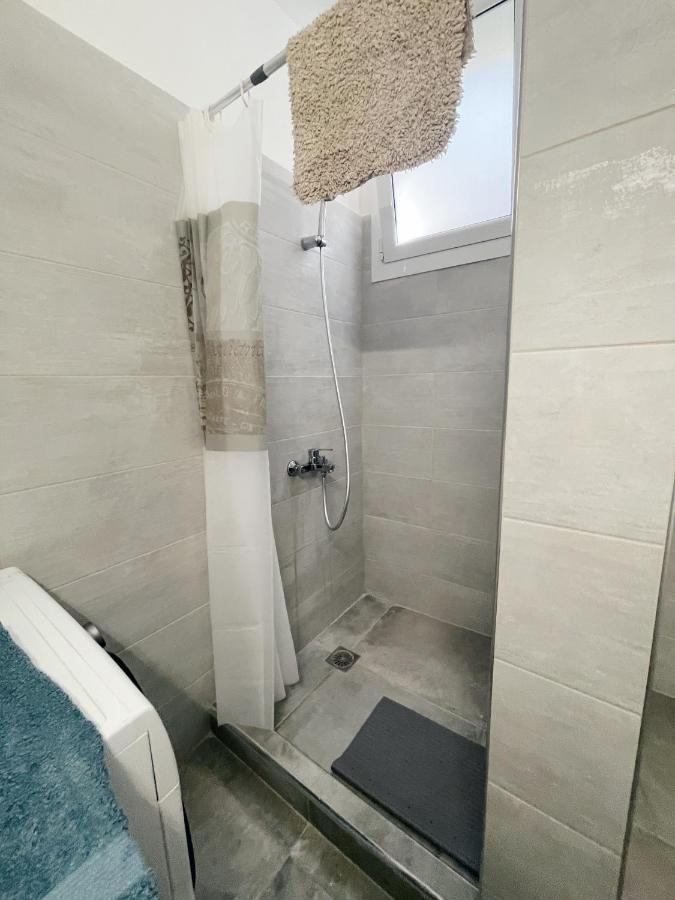 Olive Apartment Renovated 2022 Pireu Exterior foto